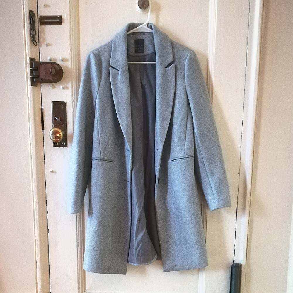 Grey coat